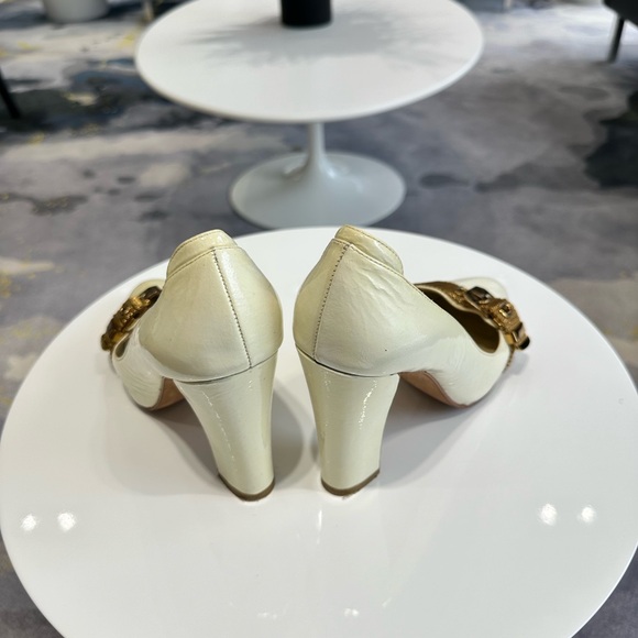 Cream pattern leather pumps US 5.5 - Picture 2 of 5